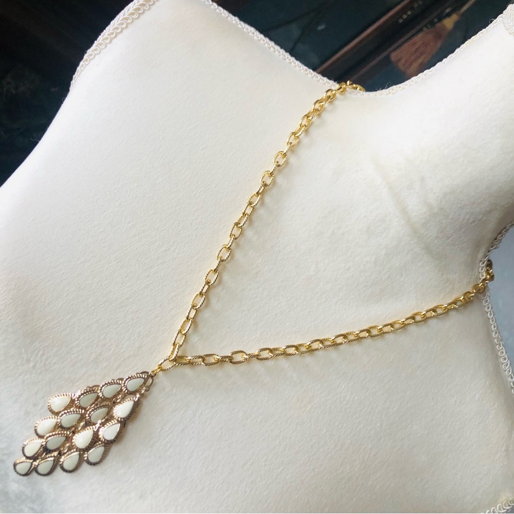 Hand crafted textured link chandelier pendant necklace